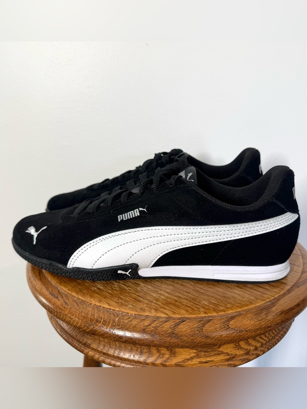 PUMA Bella Donna Speed Cat Suede Black Low Profile Sneaker Shoes Women’s Size 9 - Picture 3 of 14
